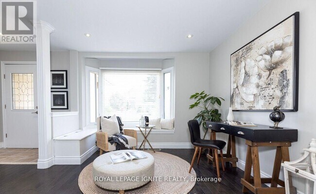 Building Photo - 878 Strouds Ln