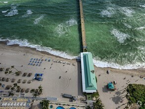 Building Photo - 16699 Collins Ave