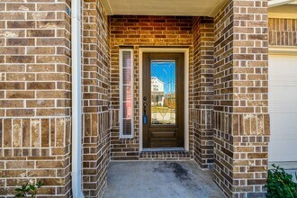 Building Photo - 18331 Pedernales Springs Dr