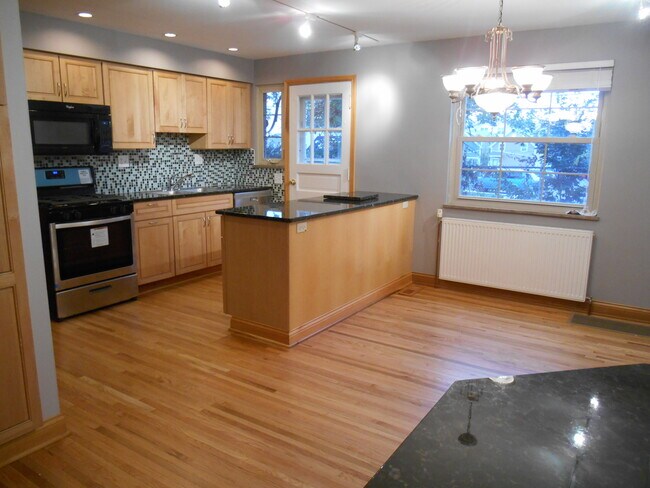 Foto del edificio - 1781 Kings Ct
