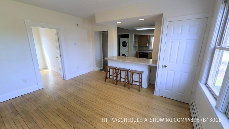 Foto principal - 412 W Baraga Ave