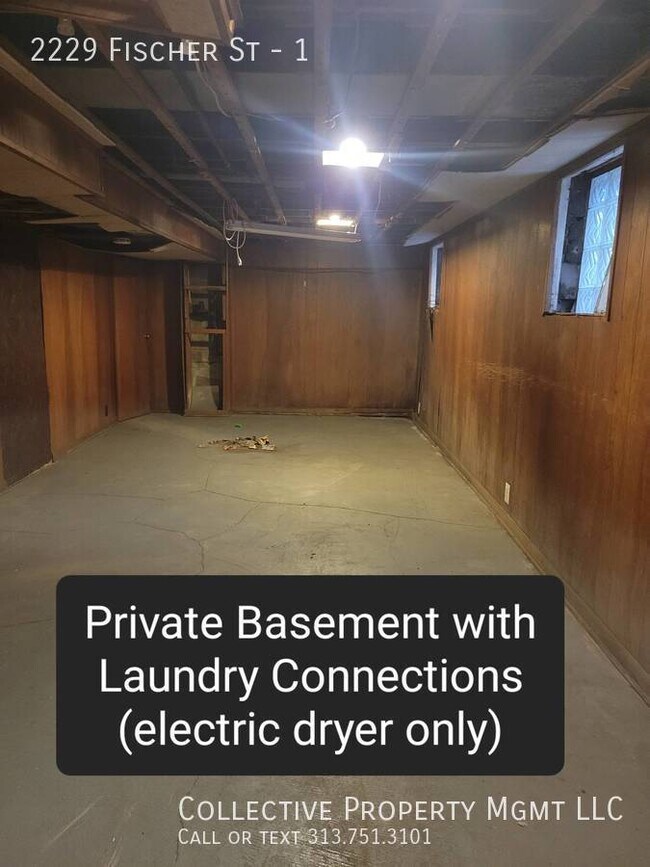 Building Photo - 2229 Fischer St