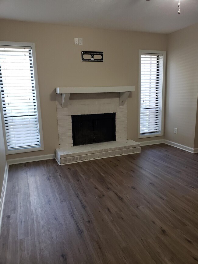 Foto del edificio - 1545 Terrell Mill Pl SE