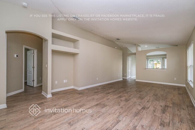 Foto del edificio - 19038 Dunlap Ct