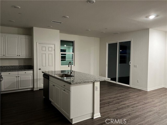 Building Photo - 1646 Coral Bells Pl