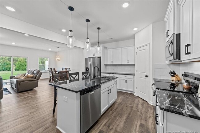 Building Photo - 96 Periwinkle Pl