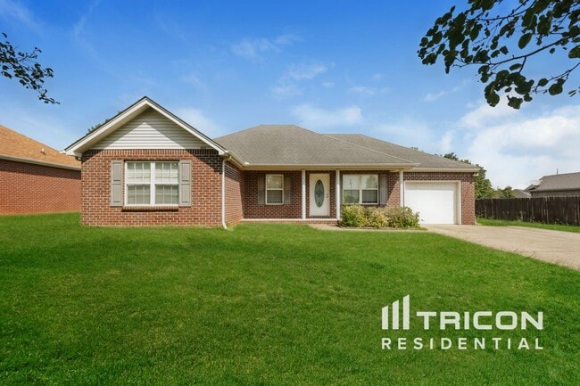 Building Photo - 8014 Lomond Dr