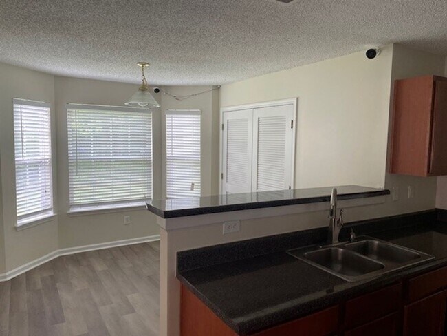Foto del edificio - 1995 Winding Crossing Trl: 4BR, 3.5BA Home...