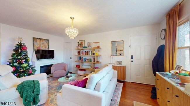 Foto del edificio - 121 3rd St