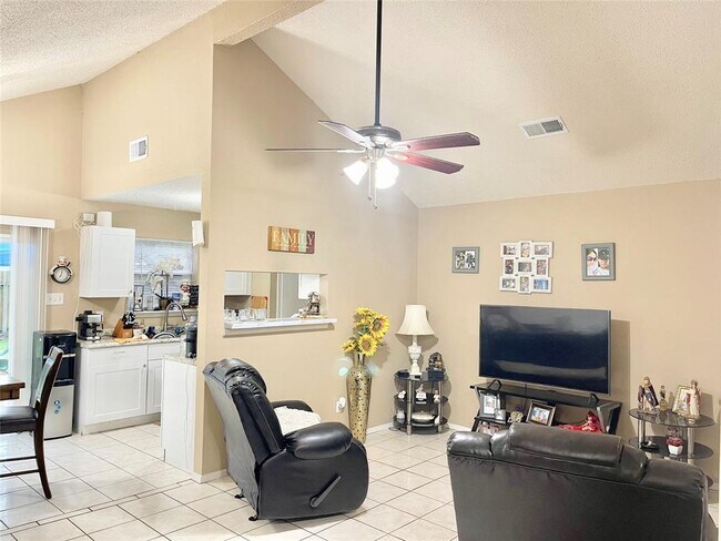 Foto del edificio - 19451 Cypress Arbor Dr