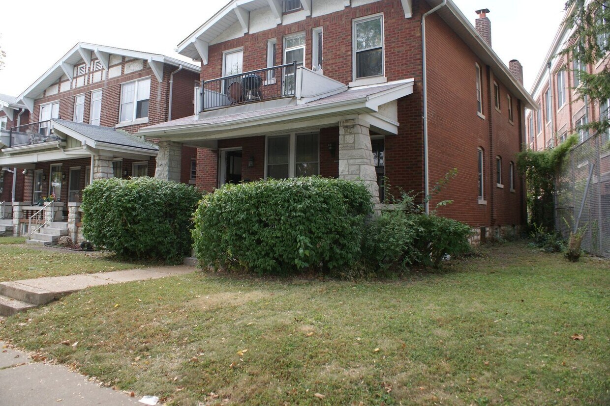 Primary Photo - 5847 A S Kingshighway