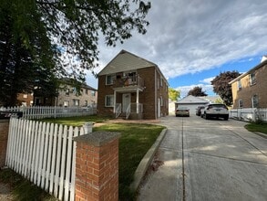 Building Photo - 324 E Oklahoma Ave