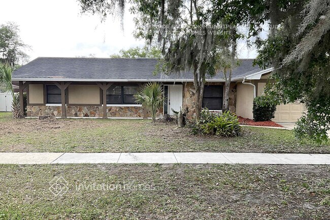 Foto del edificio - 109 Slade Dr