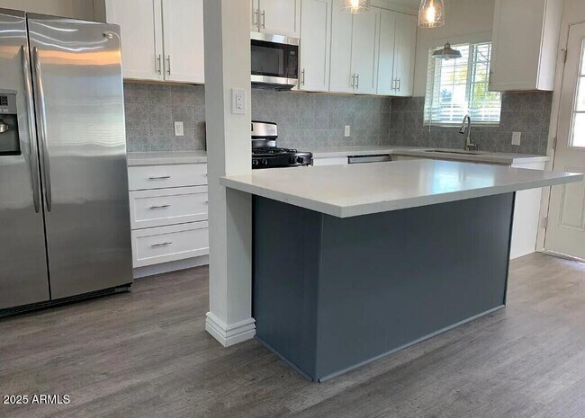Foto del edificio - 2125 W Verde Ln