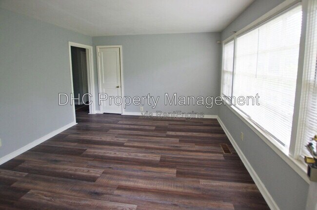 Building Photo - 1761 Tiger Flowers Dr NW
