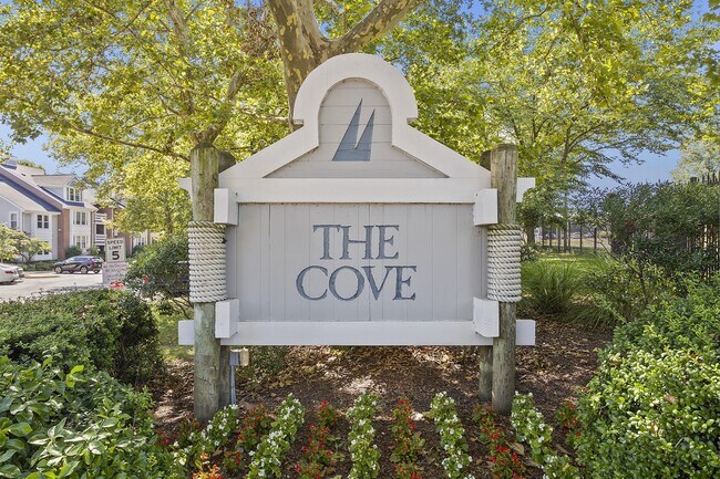 Foto del edificio - 3151 Covewood Ct