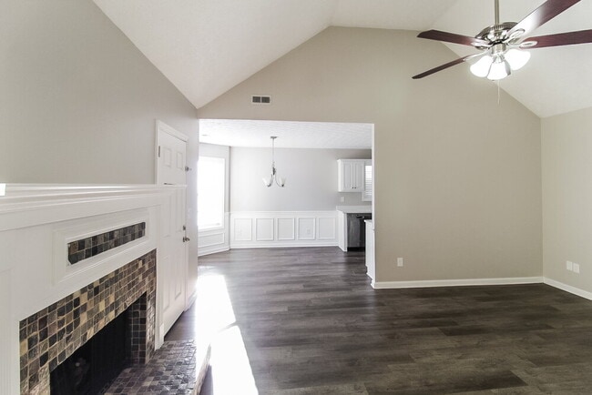 Building Photo - 125 Eastfield Ct