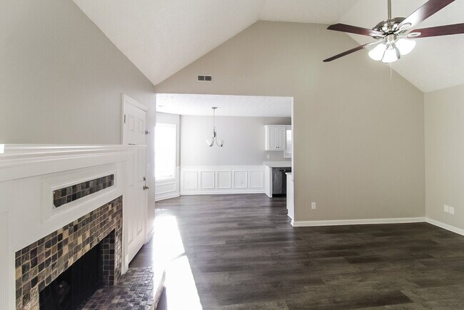 Foto del edificio - 125 Eastfield Ct