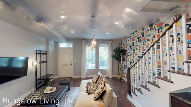 Foto del edificio - 624 3rd St NE