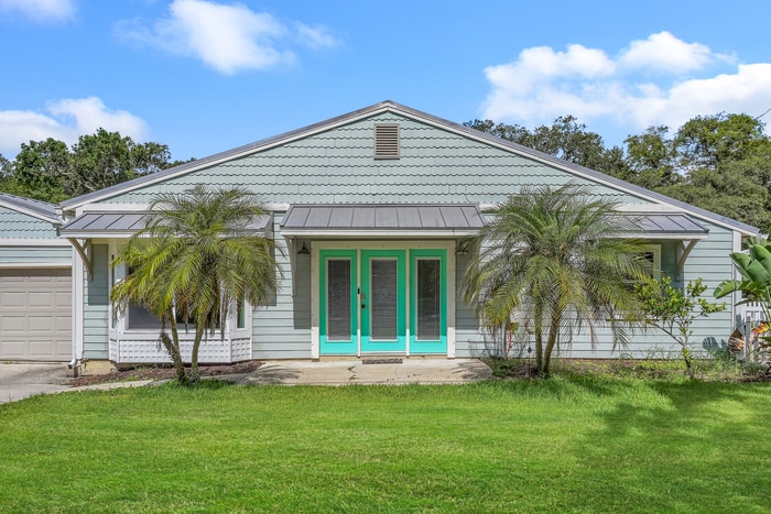 Foto principal - 401 E St