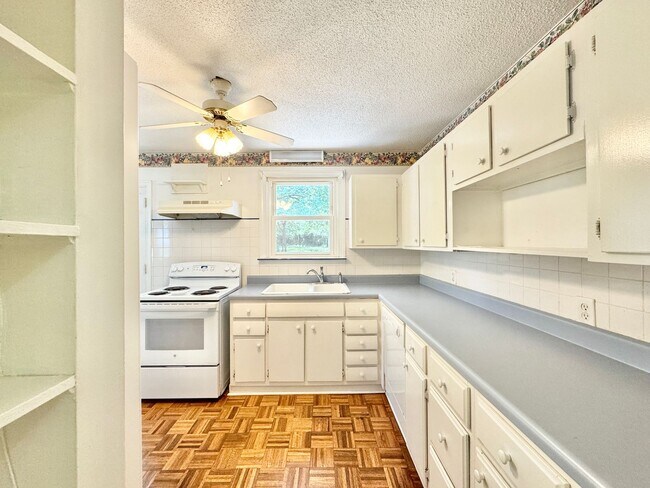 Foto del edificio - 505 Crestwood Dr