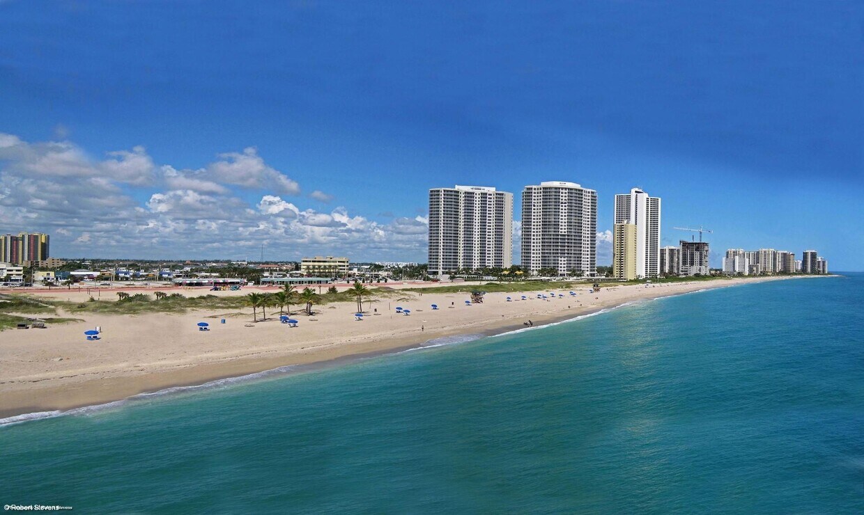 Foto principal - 2700 N Ocean Dr