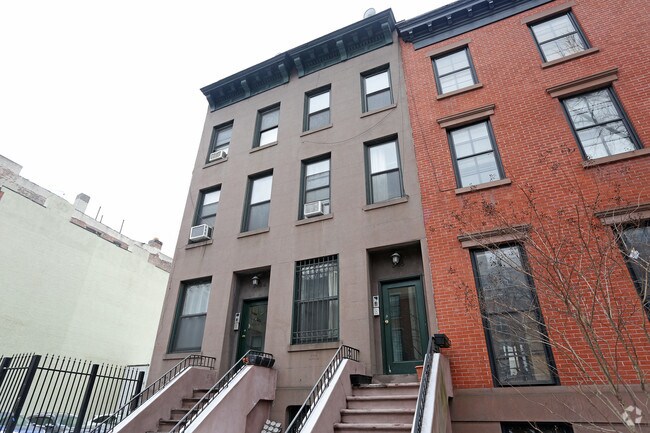 Building Photo - 346 State St