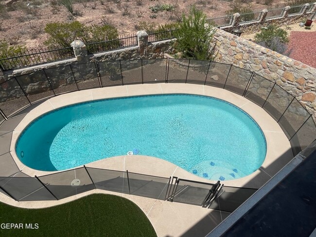 Building Photo - 6653 Cabana Del Sol Dr