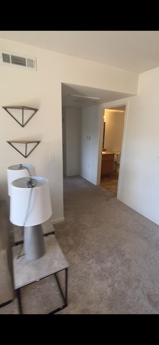 Foto del edificio - 2773 E 15th St