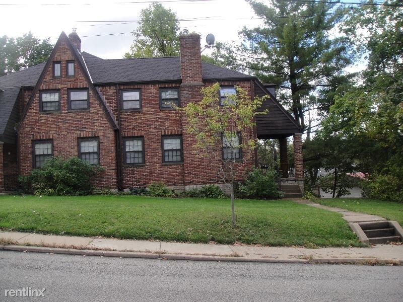 Primary Photo - 3 br, 1.5 bath Townhome - 145 Cedar Blvd