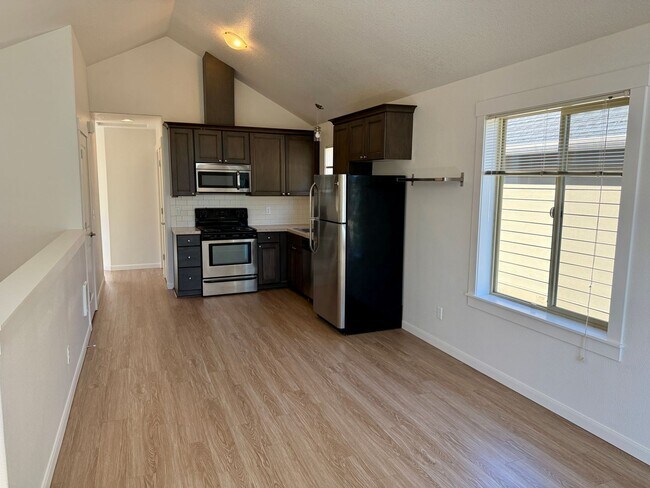 Foto del edificio - 8253 SE Taylor St
