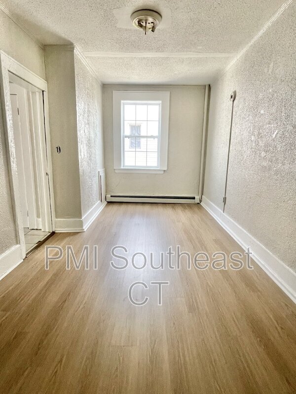 Foto del edificio - 92 Truman St