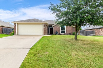 Building Photo - 1617 Shadow Canyon Dr