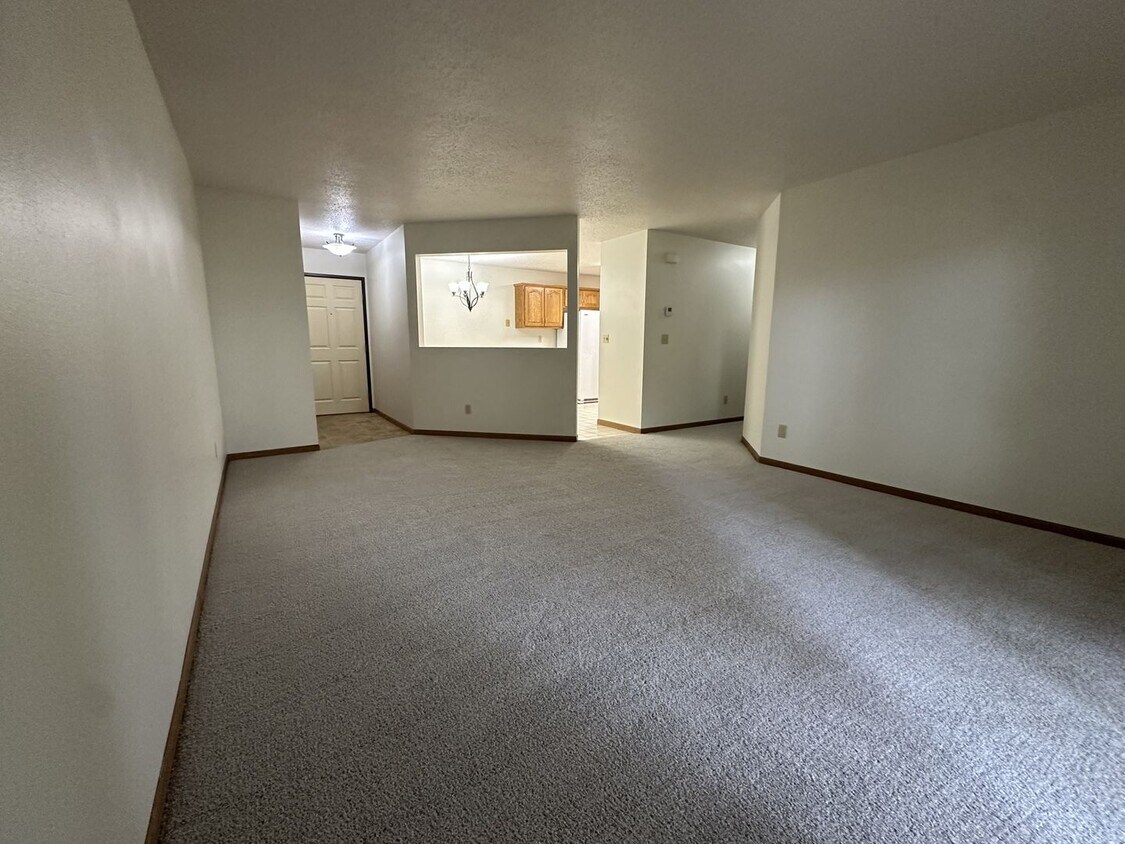 Foto del edificio - Candle Park West Townhomes - 1765