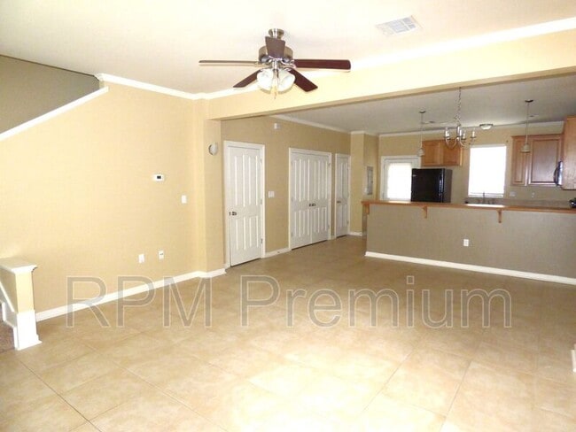 Building Photo - 2405 Brightside Dr