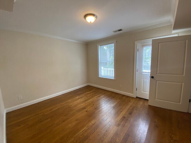 Foto del edificio - 2747 Washington St