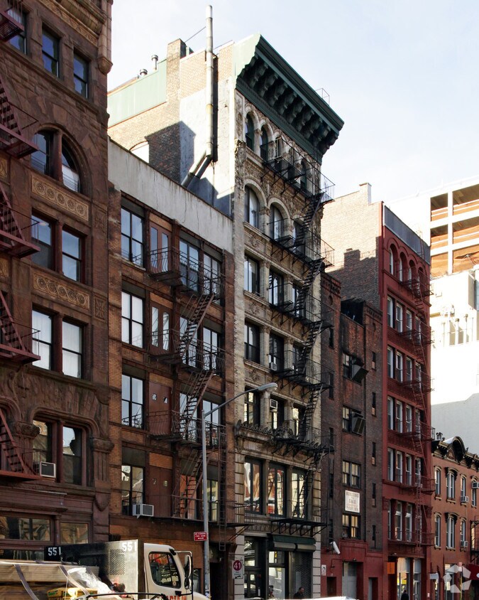 Foto del edificio - 39 Great Jones St