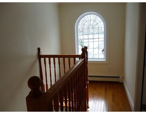 Foto del edificio - 218 Thurber Ave