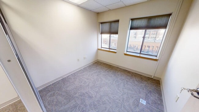 Building Photo - 115 Franklin St