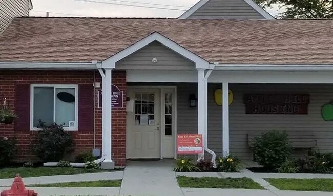 Foto del edificio - 15 Orchard Ln