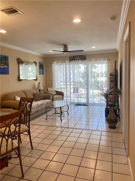 Foto del edificio - 2201 SE 9th St