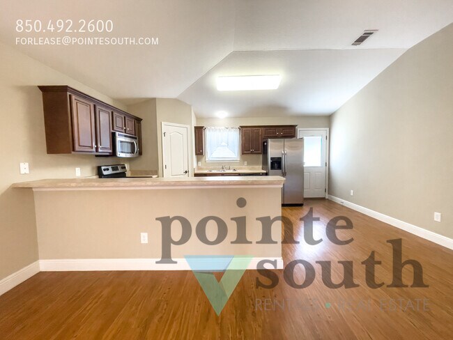 Building Photo - 491 Portside Dr