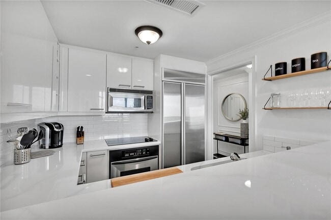 Foto del edificio - 3350 SW 27th Ave