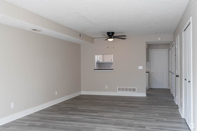 2BR, 1.5BA - 1,500SF - Living Area - Pinnacle Townhomes