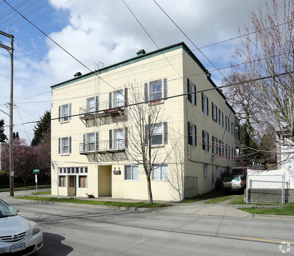 Building Photo - 100 N 39th St