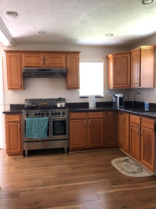 Foto del edificio - 1538 Funston St