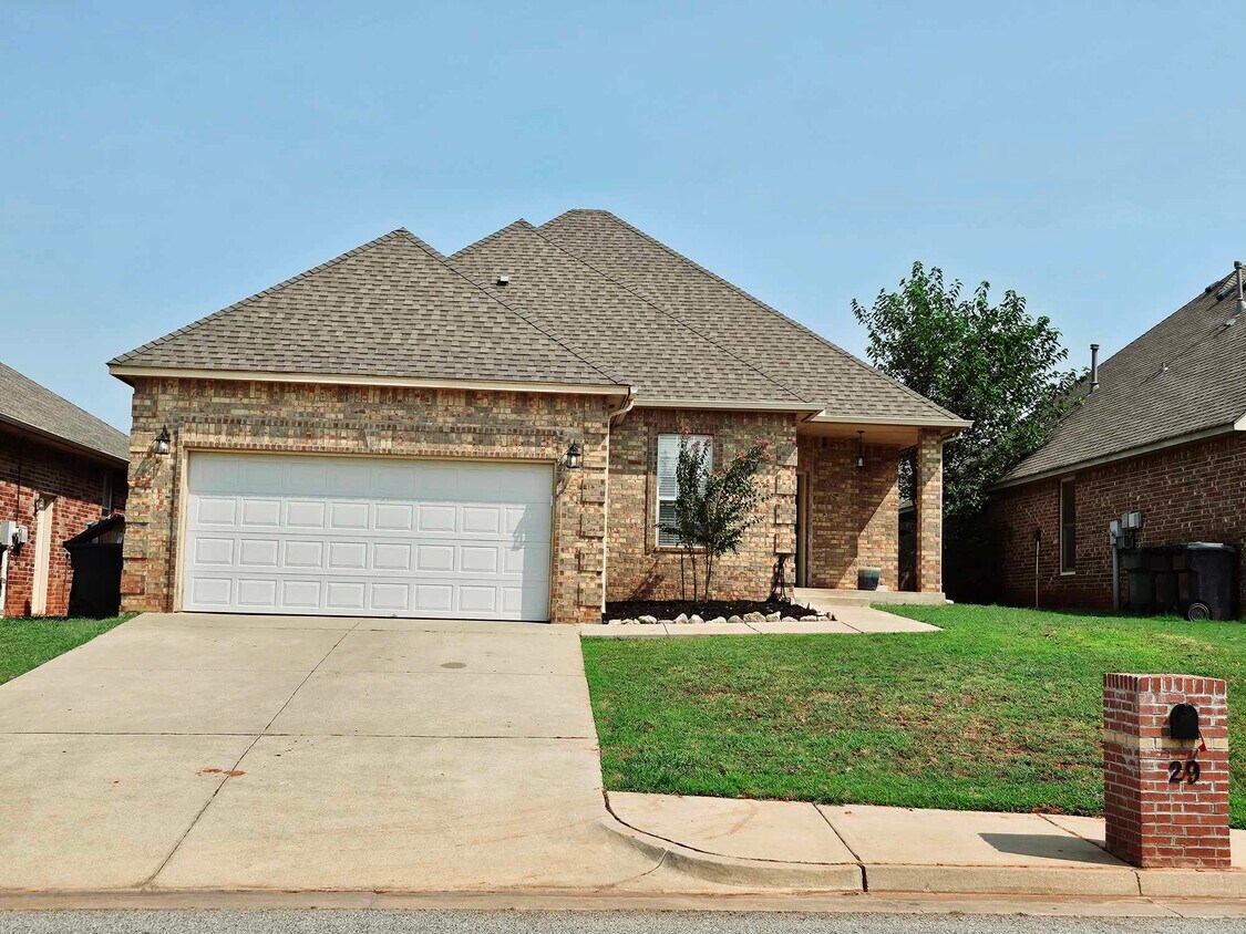 29 NW 156th St, Edmond, OK 73013 House Rental in Edmond, OK