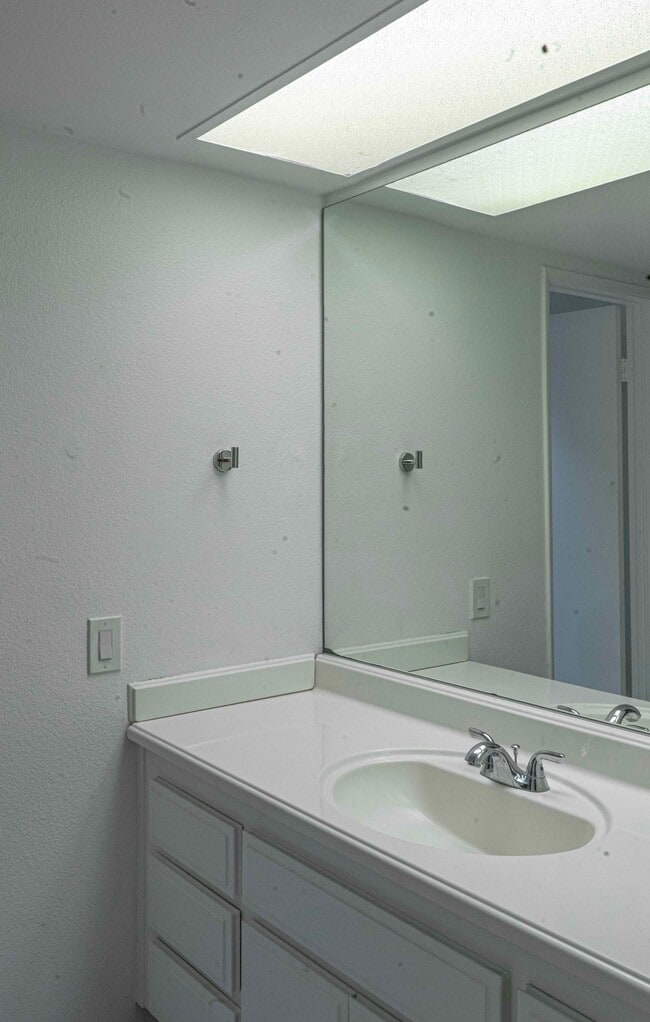 Foto del edificio - 2017 Normandy Ct