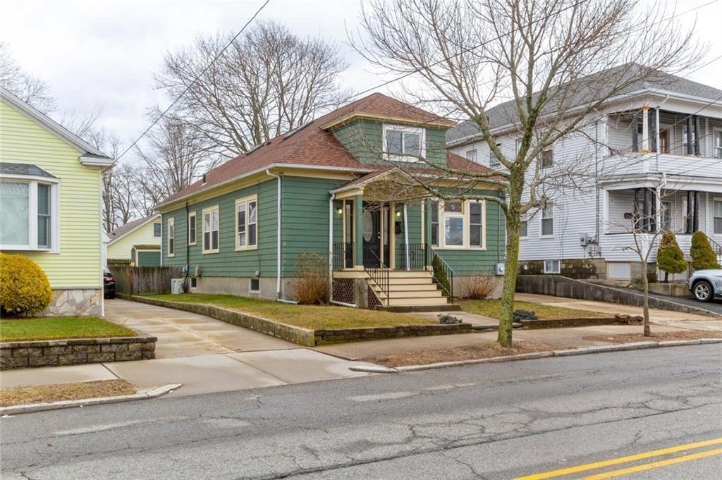 Primary Photo - 685 River Ave
