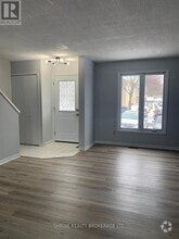 Building Photo - 925-925 Lawson Rd